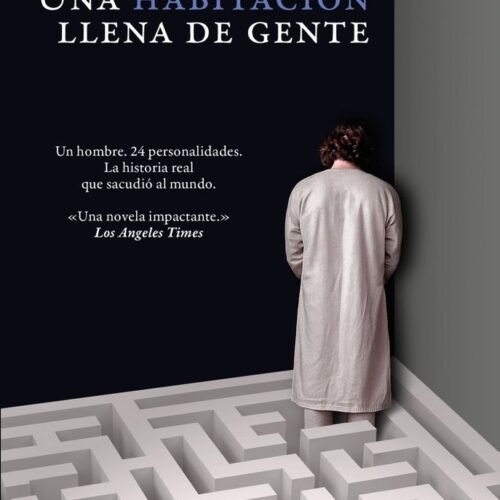 979138757443.jpg UNA HABITACIÓN LLENA DE GENTE